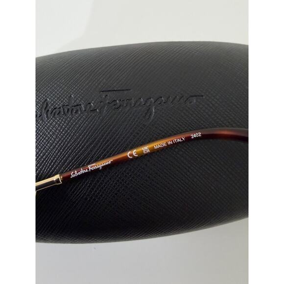 Sale ends 5/12 Salvatore Ferragamo oversized Brown Tortoiseshell Arm Accent NEW